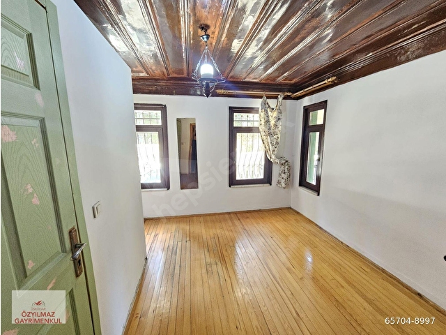 ÜSKÜDAR ZEYNEPKAMİL,DE KİRALIK  MÜSTAKİL BİNA 250 M2 PRESTİJLİ KULLANIM - Görsel 7