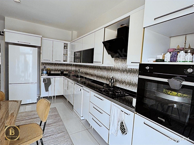 VEFA EVLERİNDE YOL ÜSTÜ SATILIK 4+1 LÜKS DAİRE - Görsel 6