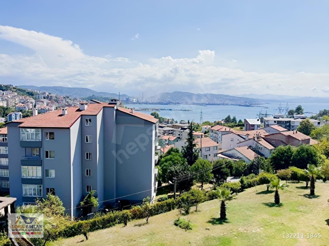SAHİLE YAKIN DENİZ DOĞA VE ŞEHİR MANZARALI KİRALIK SİTEİÇİ 3+1 - Görsel 4