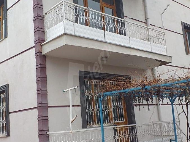 ❗️❗️ SATILIK 3+1 3 DAİRE + ARSA - Görsel 4