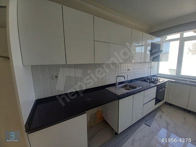 Gültepede İskanlı Binada Metrobüse 5 Dk.Bakımlı 2+1 Daire. - Görsel 2