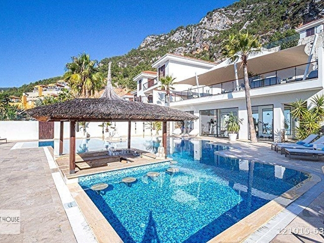 ALANYA BEKTAŞ’TA PANORAMİK DENİZ MANZARALI MÜSTAKİL HAVUZLU MUHTEŞEM 6+2 VİLLA - Görsel 2