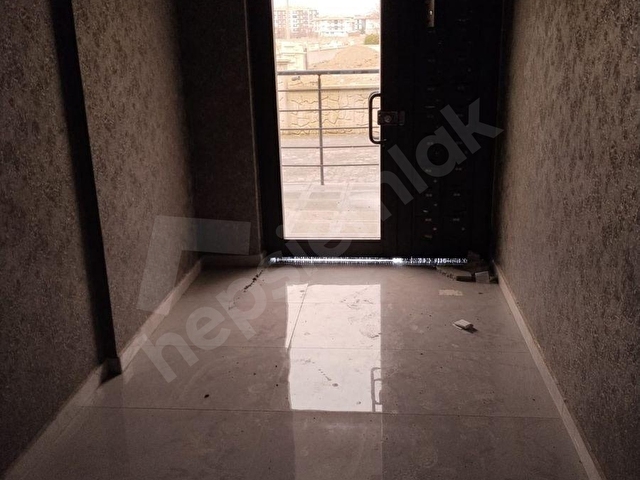 ÇUBUK ESENBOĞA MAHALLESİNDE SIFIR HİÇ OTURULMAMIŞ KATTA 1.KAT 1+1 SATILIK DAİRE - Görsel 18
