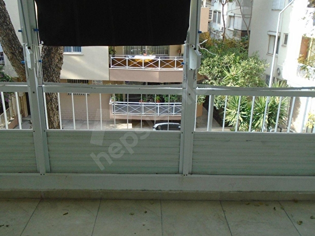 KARŞIYAKA ÇAMLIK SAHİLE İSKELEYE TRAMVAYA YAKIN KİRALIK 3+1 DAİRE - Görsel 7