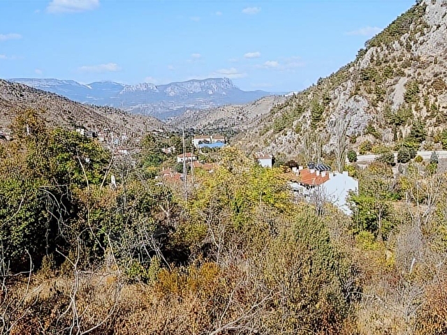 BİLECİKİN EN BÜYÜK KÖYÜNDE 570 M2,%40 İMARLI VE MANZARALI ARSA - Görsel 22