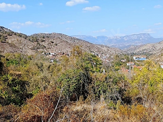 BİLECİKİN EN BÜYÜK KÖYÜNDE 570 M2,%40 İMARLI VE MANZARALI ARSA - Görsel 6