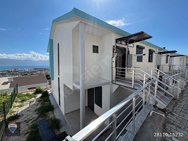 Full Manzaralı Tadilatlı Yenilenmiş Köşe Villa - Görsel 4