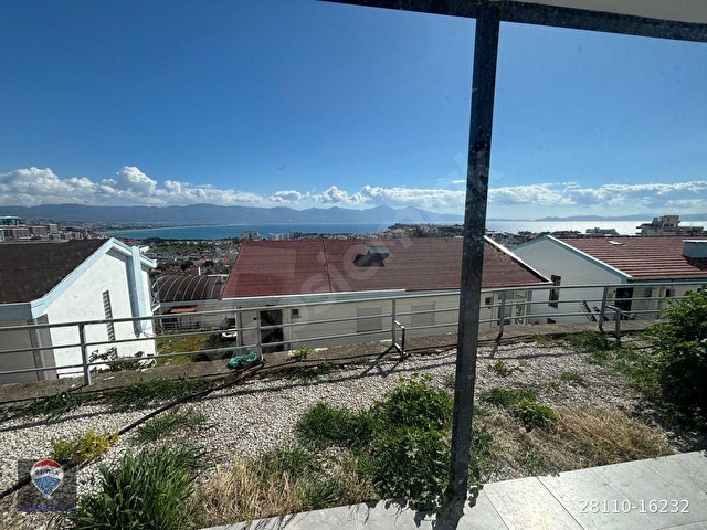 Full Manzaralı Tadilatlı Yenilenmiş Köşe Villa - Görsel 14