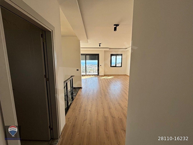 Full Manzaralı Tadilatlı Yenilenmiş Köşe Villa - Görsel 19