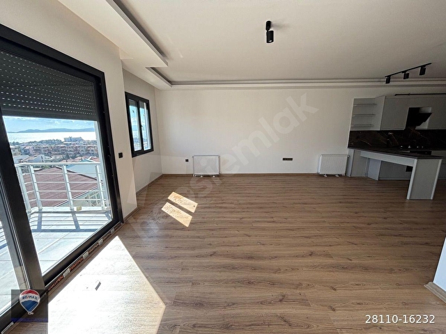 Full Manzaralı Tadilatlı Yenilenmiş Köşe Villa - Görsel 27