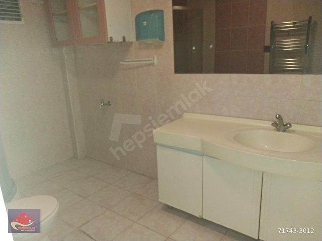 YASİN EMLAKTAN BALGAT ZİYABEY CADDESİNDE 3+1 İÇİ YAPILI GENİŞ-SALON BAĞIMSIZ-BAHÇE KULLANIM B.KATI - Görsel 22