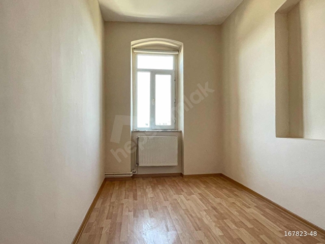 Galata Şişhane ve İstiklale Adım Mesafede Kiralık 2+1 Daire - Görsel 14