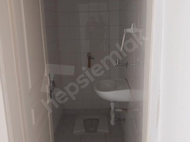 KIZILAY KOLEJ LİBYA CAD 2+1 DAİRE YAPILI BOS  4.700.000TL - Görsel 13