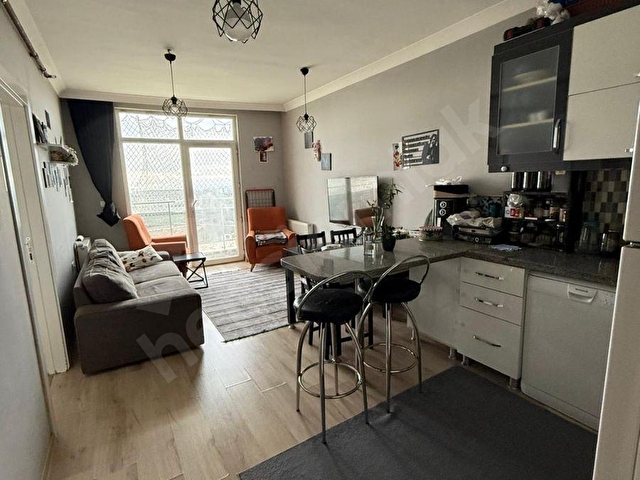 Çakırlar Mah. Bakan Towers Manzaralı Geniş Satılık 1+1 Daire