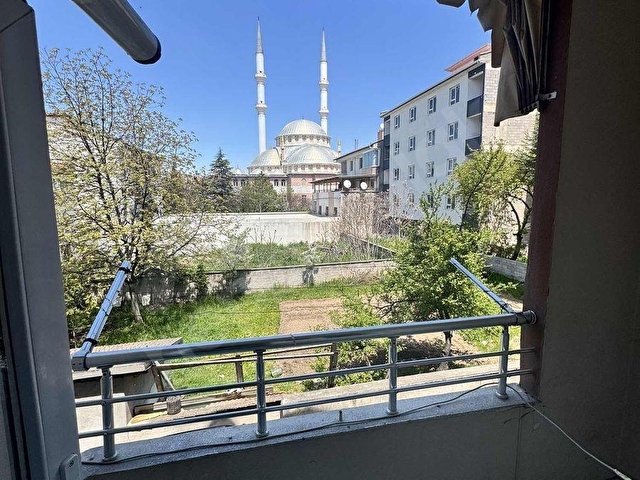 TABA INVESTTEN ŞAFAK MAHALLESİ MERKEZİ KONUMDA 3+1 DAİRE - Görsel 3