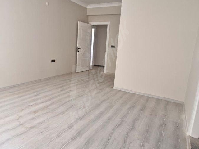 CEYLAN EMLAKTAN TUZCUMURATTA 3+1 SATILIK DAİRE - Görsel 10