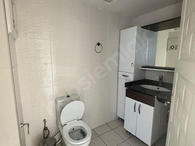 SİTE İÇERİSİNDE 2+1 MERKEZİ KONUMDA KİRALIK DAİRE - Görsel 9