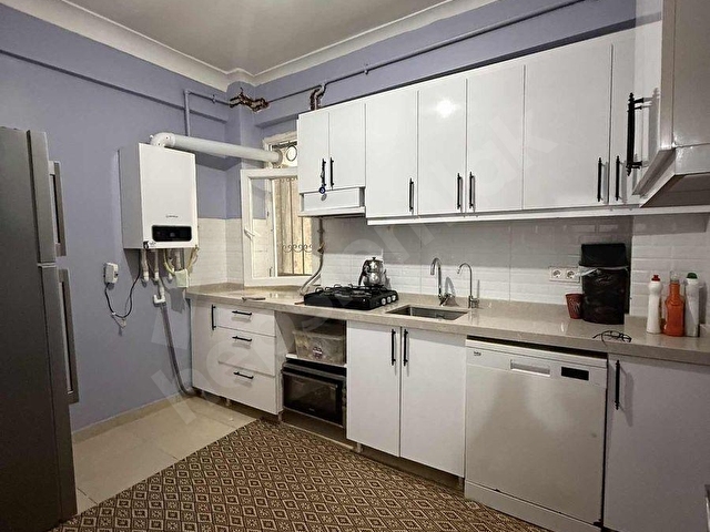 BEYLİKDÜZÜ YAKUPLUDA SATILIK 4+1 180m2 DAİRE - Görsel 2