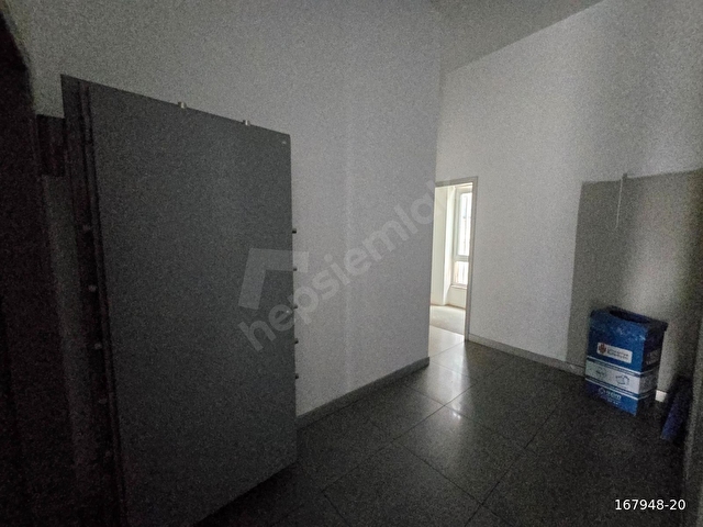 Şerifali Ticaride İskanlı 740 M2 Depo & Dükkan & Ofis - Görsel 18