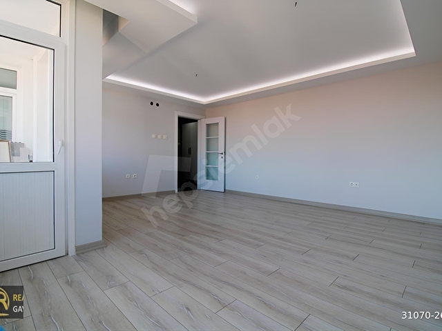 Üsküdar Çengelköy Ata-2 Sitesinde 110 m2 Yenilenmiş Daire - Görsel 17