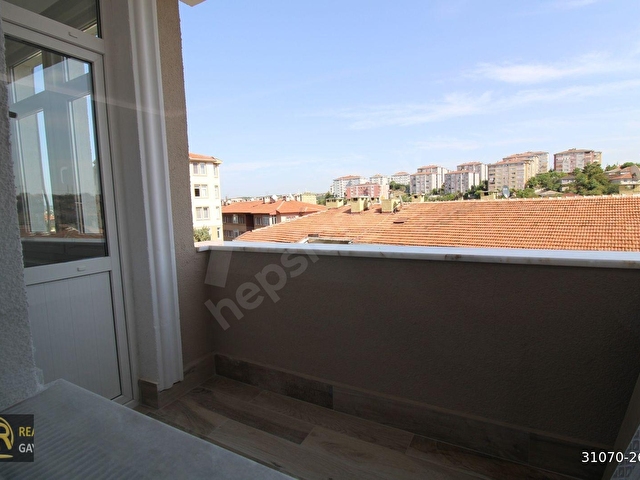 Üsküdar Çengelköy Ata-2 Sitesinde 110 m2 Yenilenmiş Daire - Görsel 16