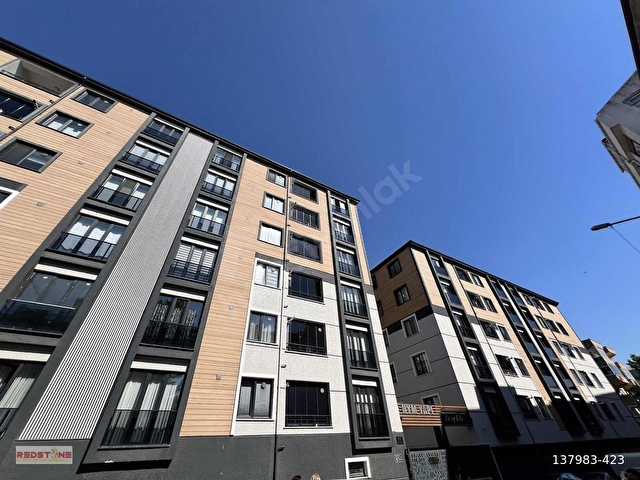 REDSTONEDEN MUHİTTİN MAH GENİŞ,FERAH,KULLANIŞLI SATILIK2+1DAİRE