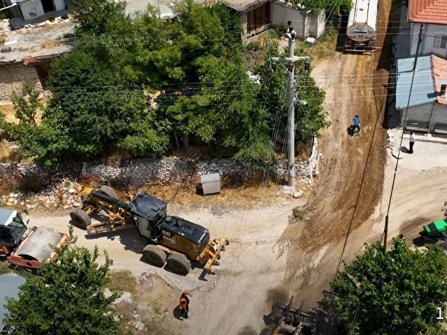 KORKUTELİ TAŞKESİĞİNDE EMSALLERİNİN EN UYGUNU SATILIK TARLA - Görsel 7
