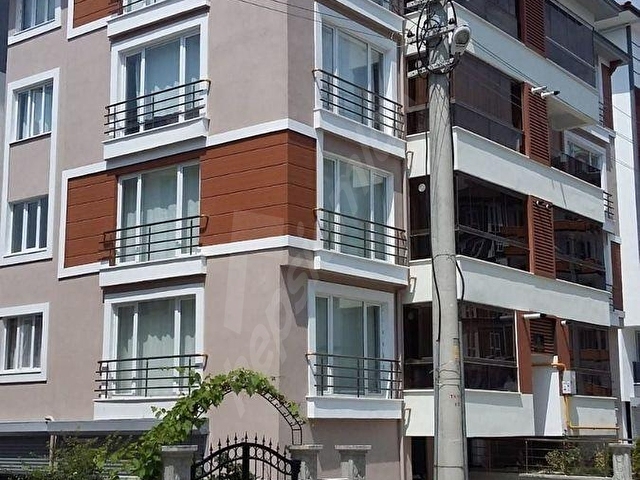 Bolu Kültür Mah. İçi Yapılı Masrafsız Bireysel Garajlı 3+1 Satılık Daire