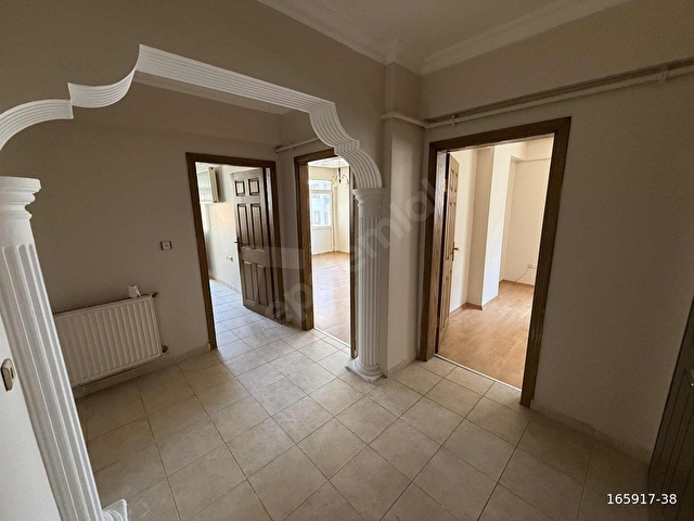 Güzeltepe Nurtepe Metro Yanı Kiralık 3+1 Ferah Arakat Daire - Görsel 2