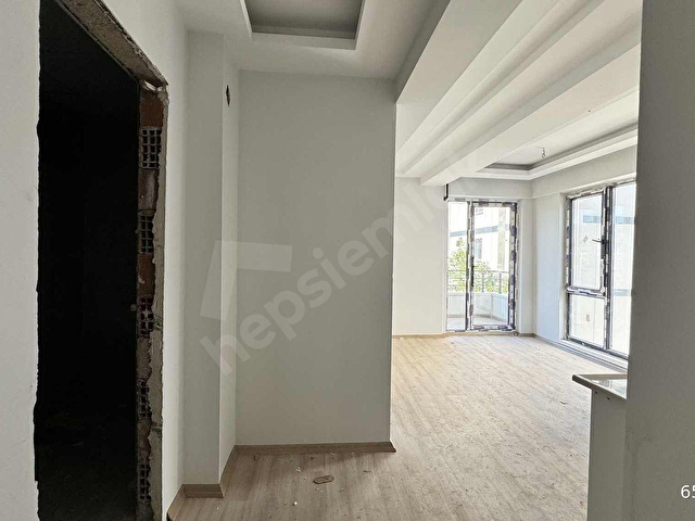 AS YAPIDAN PAMUKLU BULVARINDA SATILIK 1+1 FIRSAT DAİRE - Görsel 19