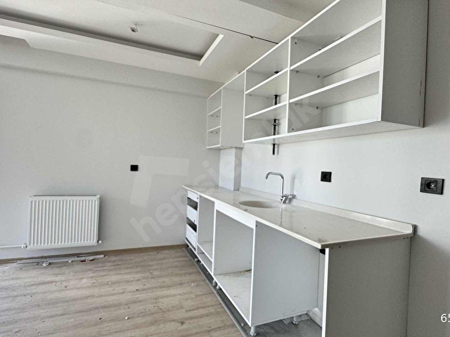AS YAPIDAN PAMUKLU BULVARINDA SATILIK 1+1 FIRSAT DAİRE - Görsel 15