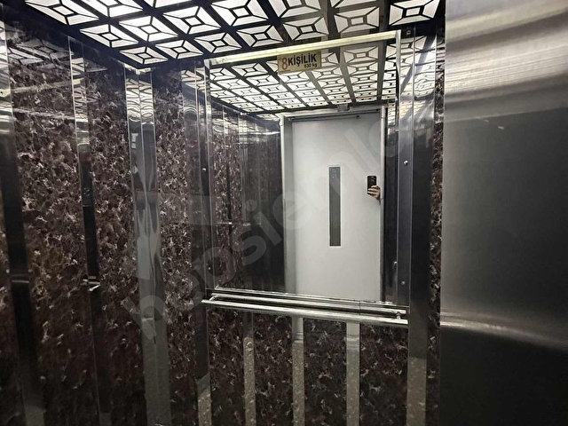 Arnavutköy Hastane Metro Durağının Yanında Satılık 3+1 Daire - Görsel 4
