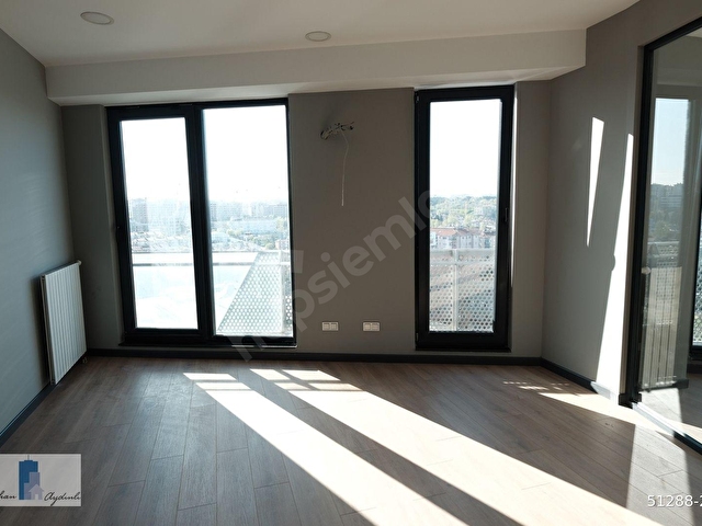 PARİMA PLAZA DA 3 BÖLÜMLÜ DEKORASYONLU / TERASLI MODERN OFİS - Görsel 8