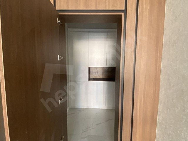 KAMİL KAYA DAN GAZZE CADDESİ ARMA PERA DA KİRALIK 4+1 DAİRE - Görsel 12