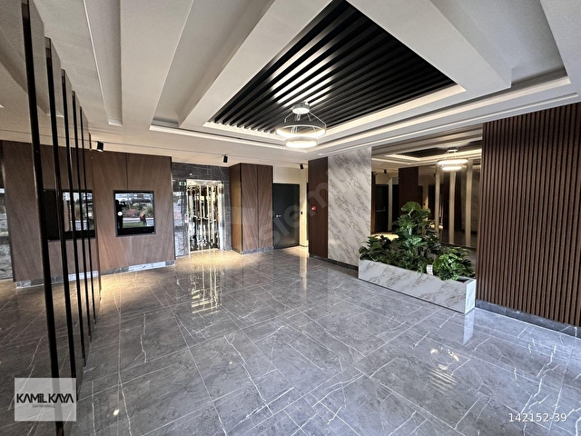 KAMİL KAYA DAN GAZZE CADDESİ ARMA PERA DA KİRALIK 4+1 DAİRE - Görsel 3