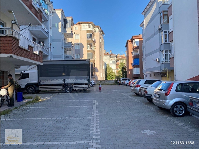 KARŞIYAKADA SİTE İÇERİSİNDE 2+1 SATILIK DAİRE - Görsel 18