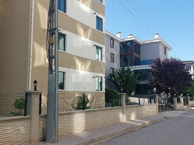 SAHİBİNDEN GÖLBAŞI BAHÇELİEVLERDE 1+1 80M2 EŞYALI KÖŞE DAİRE - Görsel 25