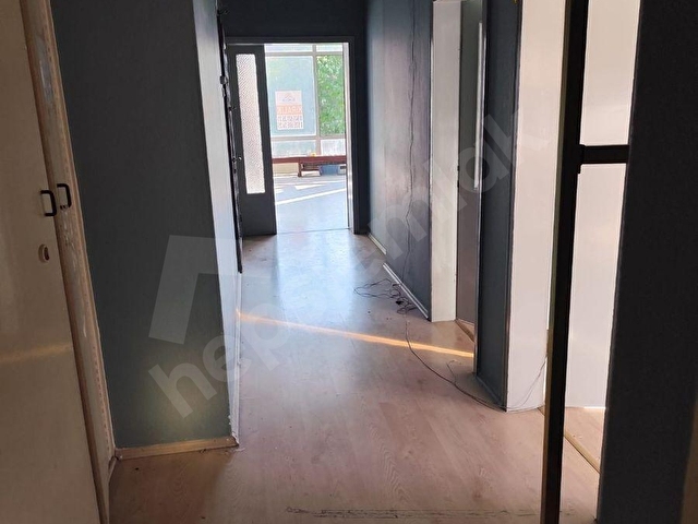 Cadde Üzeri, Tabela Değeri Yüksek Hazır Alt Yapılı Kiralık Ofis/ - Görsel 7