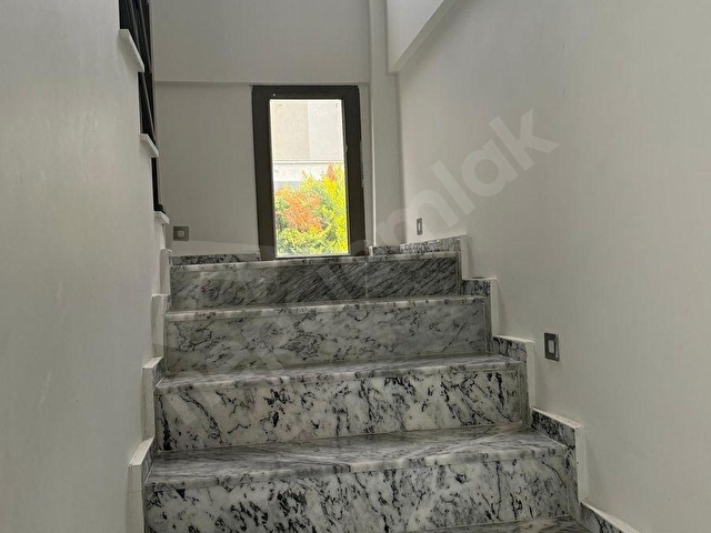 Adafix Konaklarında Eşyalı 3+1 Müstakil Villa - Görsel 12