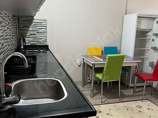 Yetmişevler mahallesi hastane ve üniversite yakını 1+1 eşyalı kiralık apart - Görsel 10