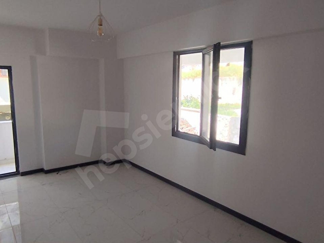 İLBADI MAHALLESİNDE ÖN CEPHE 2+1/95 m2 ÇİFT BALKONLU TV ÜNİTELİ HARİKA DAİRE 3.150.000 TL !!! - Görsel 7