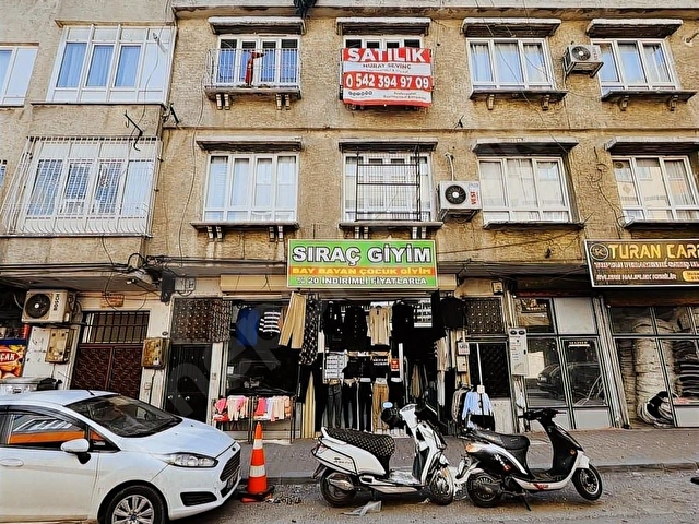 25 ARALIK MAH SATILIK DÜKKANLI 3 KATLI MÜSTAKİL BİNA