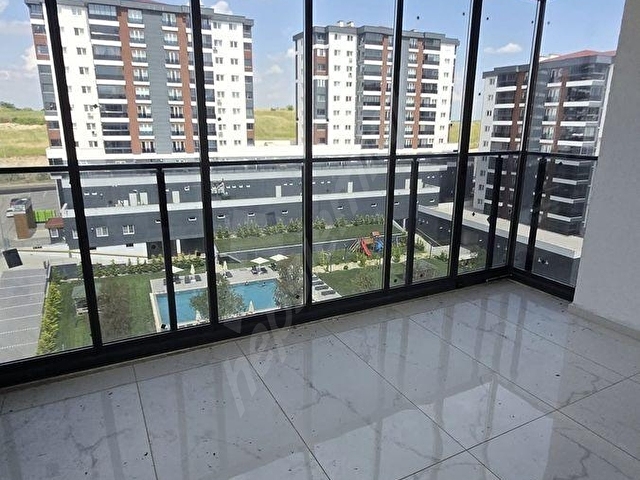 EMİNE YAŞAM EVLERİNDE 3+1 SATILIK HAVUZLU DAİRE ALTUĞ EMLAK - Görsel 7