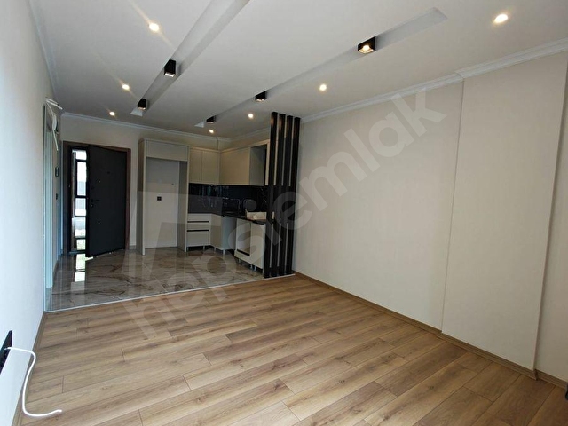 OBAda LÜKS SİTEDE İKAMETE UYGUN 1+1 / AVALIABLE FOR RESIDENCY - Görsel 4