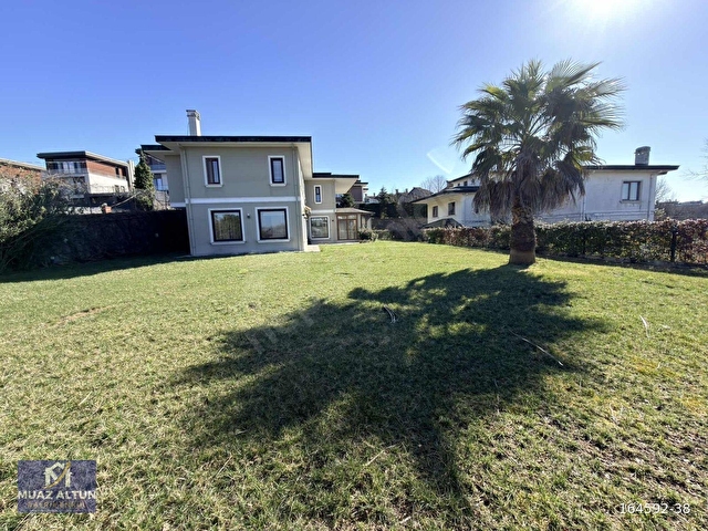 Muaz ALTUNdan Site İçinde Kiralık 1.000m2 Bahçeli 600m2 Villa - Görsel 2