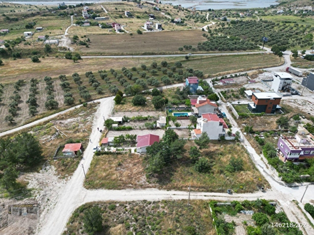 ÇANDARLI MAVİKENT SİTESİNDE SATILIK ARSA - Görsel 11