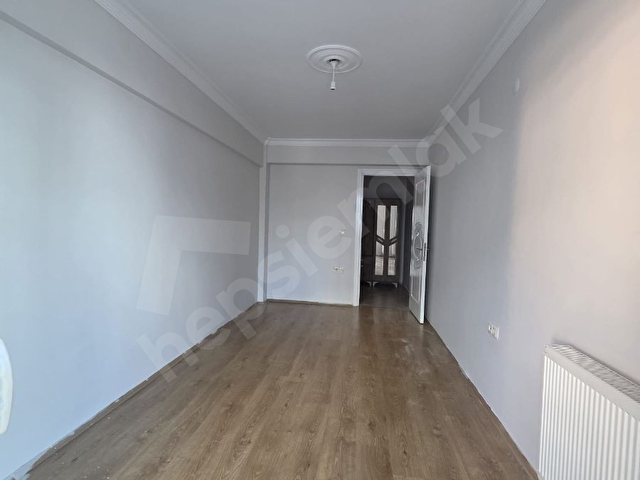 YEŞİLOVA DA SİTE İÇERİSİNDE KİRALIK 2+1 DOĞALGAZLI DAİRE - Görsel 14