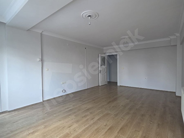 YEŞİLOVA DA SİTE İÇERİSİNDE KİRALIK 2+1 DOĞALGAZLI DAİRE - Görsel 5