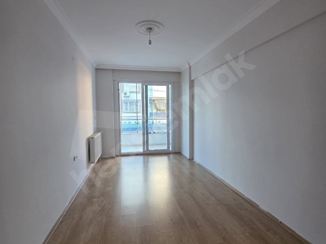 YEŞİLOVA DA SİTE İÇERİSİNDE KİRALIK 2+1 DOĞALGAZLI DAİRE - Görsel 13