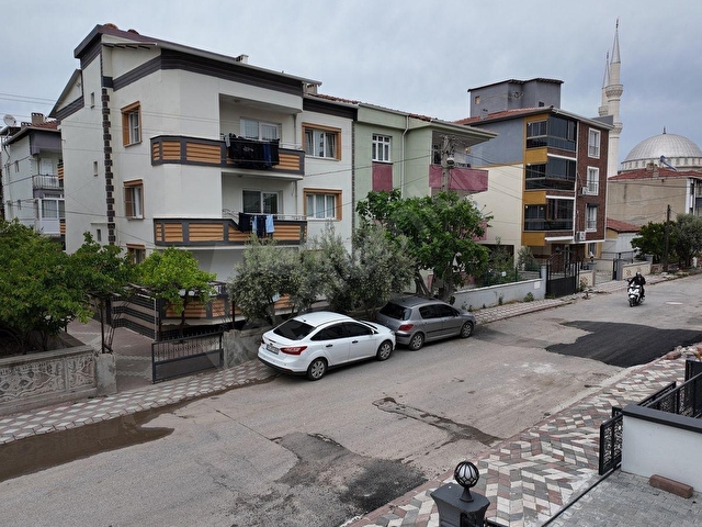 HÜRRİYET HİSAR CAMİİ MEVKİİ 100 M2 2+1 BAKIMLI DAİRE - Görsel 15